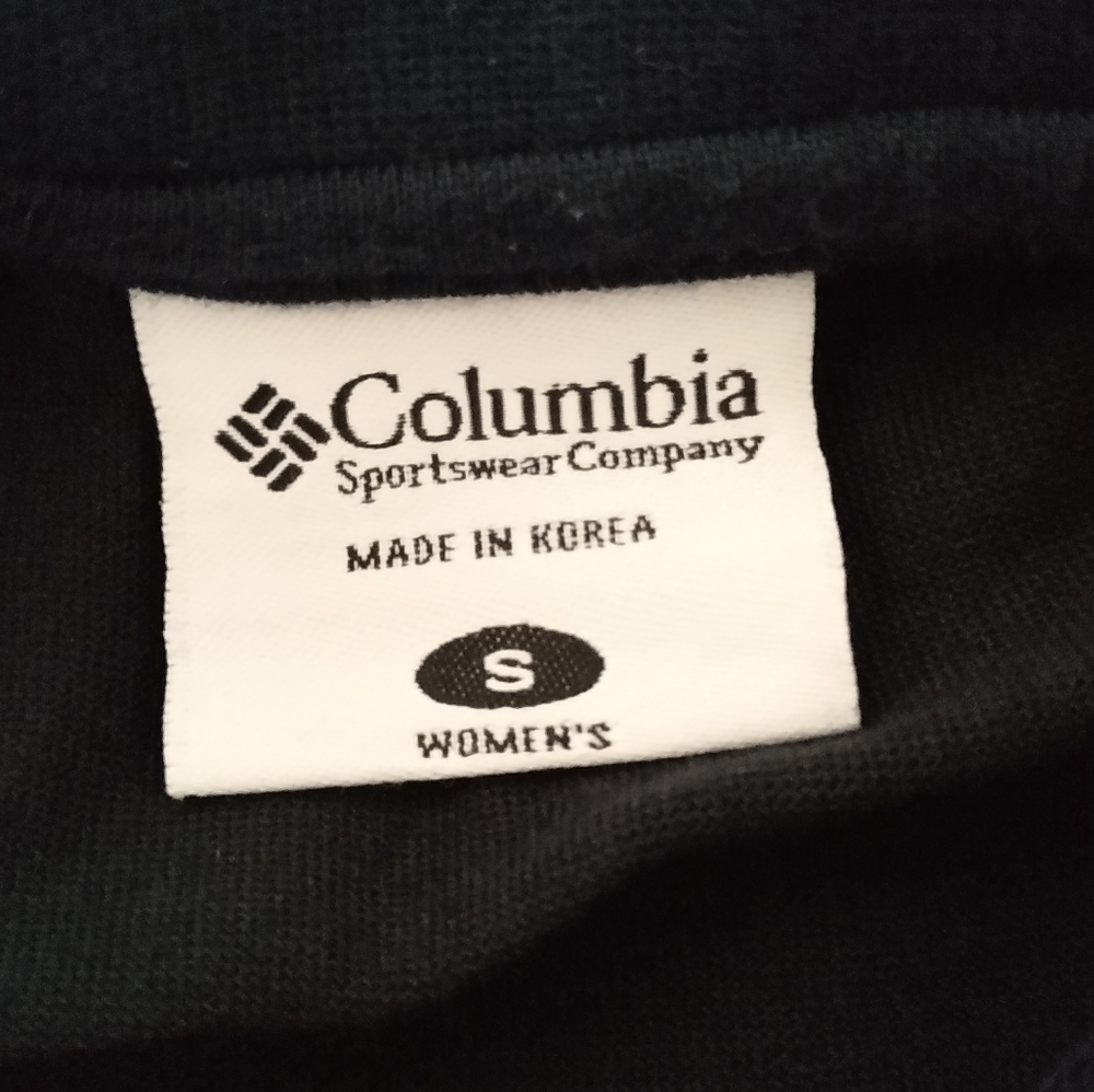 Colombia Women CSC basic logo Crew Neck graphic T-Shirt (S) - Picture 5 of 11